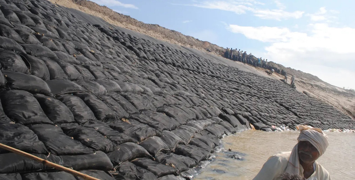 Geo Bags Needle Punch